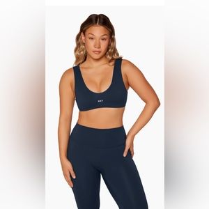 SET ACTIVE Sportbody Dip Bra in Oxford - S
